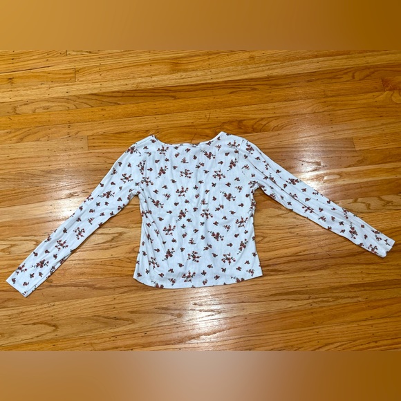 floral button down ribbed juniors top - Picture 2 of 2